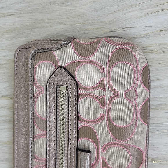 Coach Wallet - Picture 3 of 11